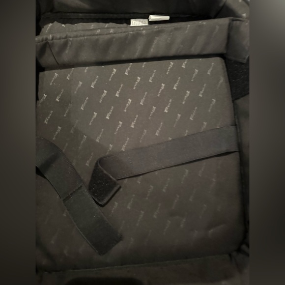 Targus Leather laptop case - Picture 9 of 16